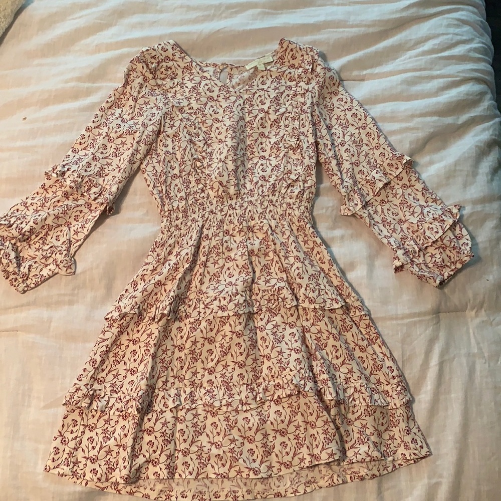 Girls dress size M